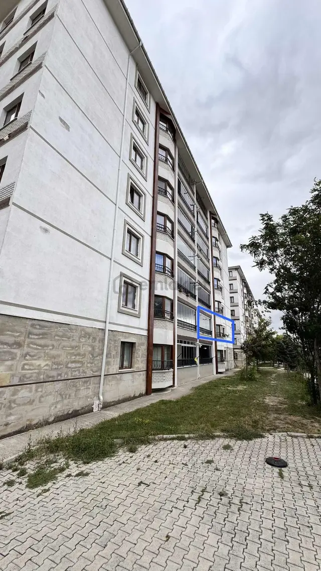 3. Etap Toki Konutlarında 4+1 Satılık Daire 2