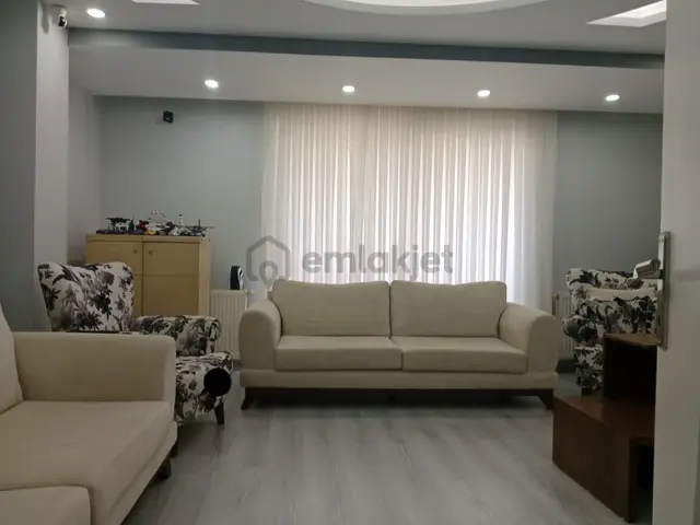 Belediye Yakını Modern Yaşam Geniş Kiralık 3+1 1