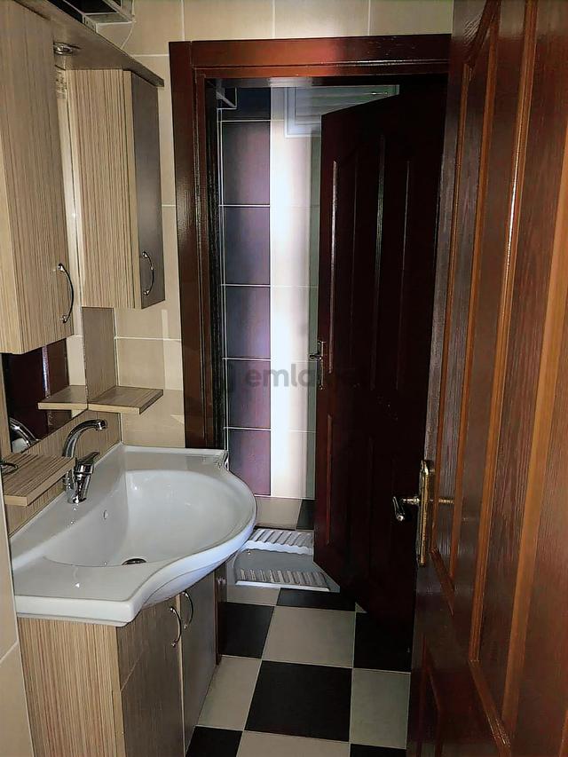 Arabacıalanı Mah.site İçinde Garajlı+otoparklı 3+1 Kiralık Daire 4