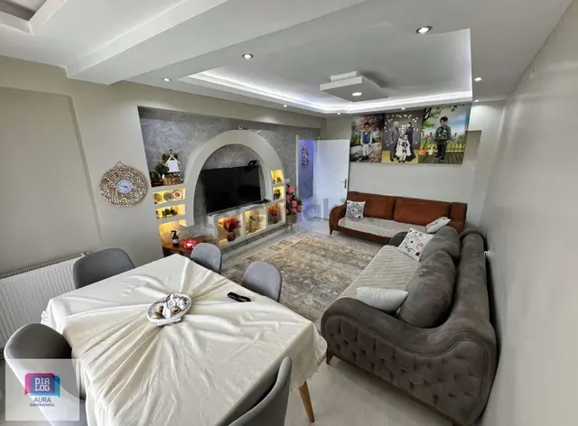 Buca İnönü Mahallesi'nde Satılık 2+1 1