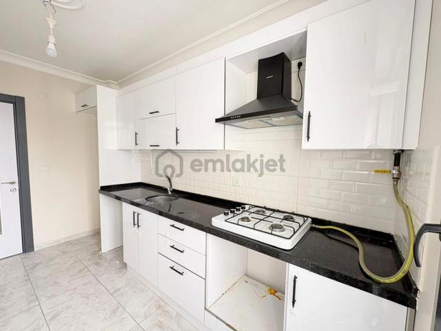 Mertcan'dan Havuzlu Güvenlikli Lüks Sitede Ara Kat 2+1 Daire 5