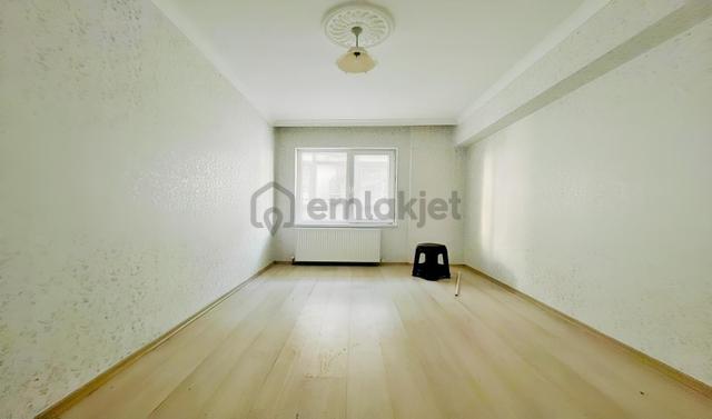 Yasa'dan Hisar'da Eminevim,fuzulevime Uygun E.banyolu 4+1 Daire! 4