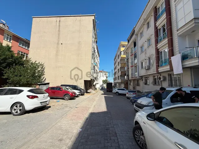 Güzelyurt Mah'de Full Dekorlu 2+1 85 M² Metrobüse 1 Dk Mesafe'de 2