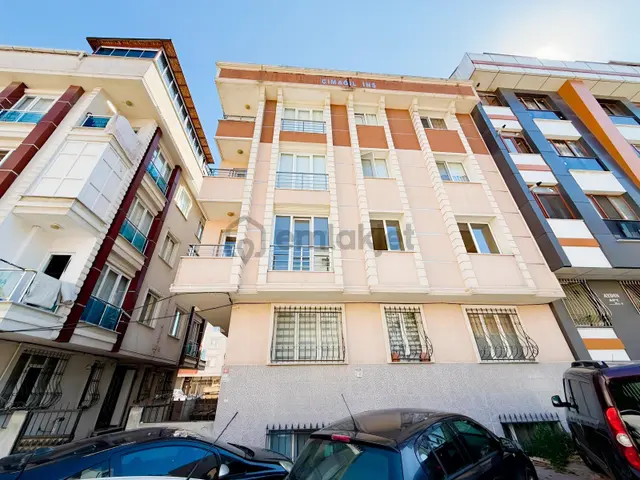 Güzelyurt Mah'de Full Dekorlu 2+1 85 M² Metrobüse 1 Dk Mesafe'de 4