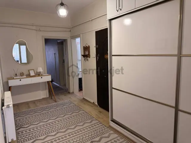 Şeker Tekke'de Satılık 3+1 Dükkan Üstü Satılık Daire 2