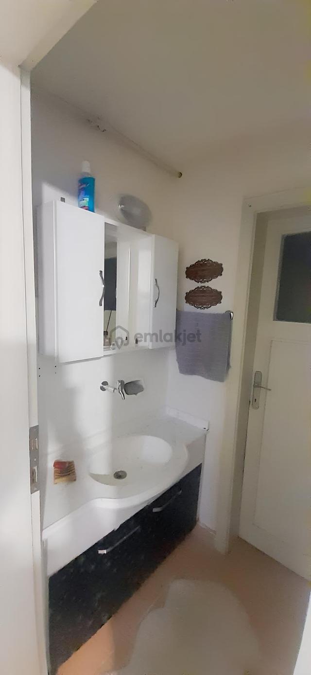 Şeker Tekke'de Satılık 3+1 Dükkan Üstü Satılık Daire 2