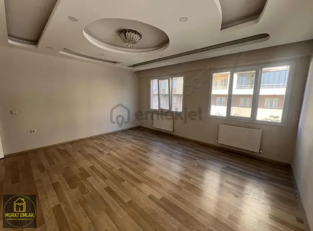 Murat Emlaktan Tedaş Arkası Siteli Lüks 3+1 Dairemiz Kiralıktır 2