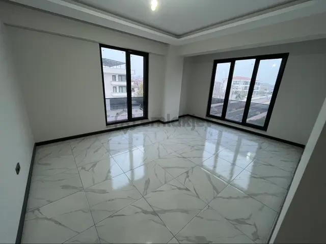 Sahibinden Satılık Köşe Sıfır 3+1 Daire 3
