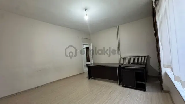 Sivas Caddesinde 3+1 Ferah Bir Yaşam İsteyenlere 2