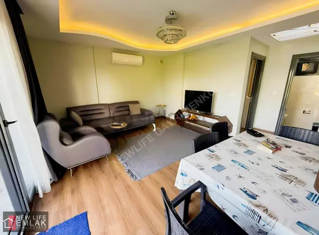 Kuşadasında Avm Bölgesinde Satılık Tek Müstakil Villa 2