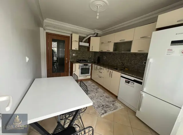 Serdivan Kemalpaşa Mah. 3+1 130m2 Full Eşyalı Lüks Kiralık Daire 3