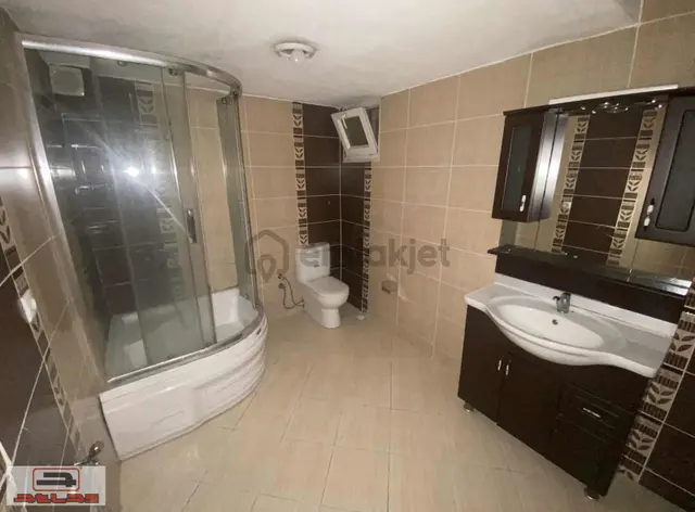 Kiralık 3+1 Arakat Doğu Kışla Tramway Ve Perşembe Pazarı Yanı 2