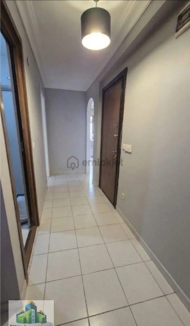 Kağıthane Harmantepede 4+1 İskanlı, Teraslı 3.kat 120 M2 Dubleks Daire