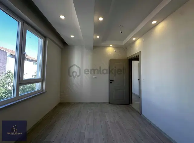 Çift Balkonlu Lüks 3+1 4