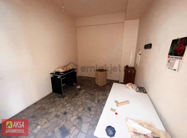 Aksa Emlak'dan Düz Giriş 90 Mt Kiralık Dükkan 5
