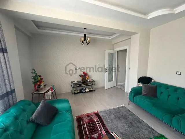 Sedirler Caddesinde 4+1 Arakat Satılık Daire 3