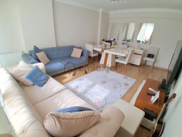 Mertcan'dan Ary Efedra Sitesi İçinde Balkonlu Geniş Ferah 2+1 1