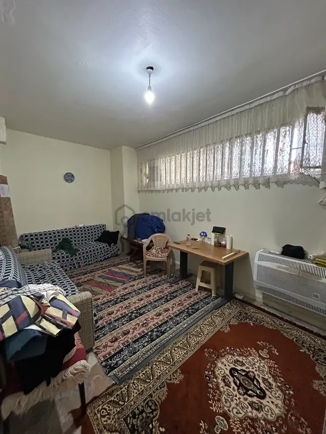 Bağcılar 15 Temmuz'da Merkezi Konumlu Kiralık 2+1 Daire 1