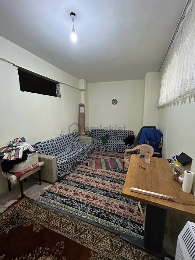 Bağcılar 15 Temmuz'da Merkezi Konumlu Kiralık 2+1 Daire 2