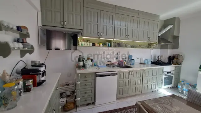 Lavinia 'dan Pazaryerinde Kapalı Mutfak 2+1 Satılık Arakat Daire 1