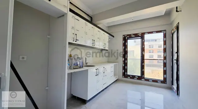 Menemen Uğur Mumcu Mh. 2+1 80 M² Kiralık Daire 5