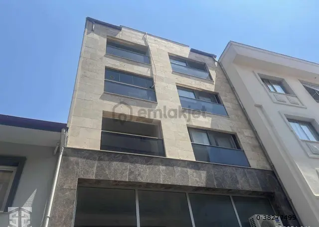 İzmir Selçuk Atatürk Mahallesi'nde Kiralık 1 + 1 Daire 1