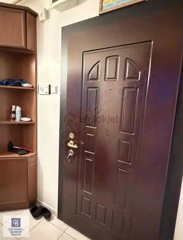 Tramvayın Altında Kandilli Caddesin'de Kiralık 3+1 Geniş Daire 3