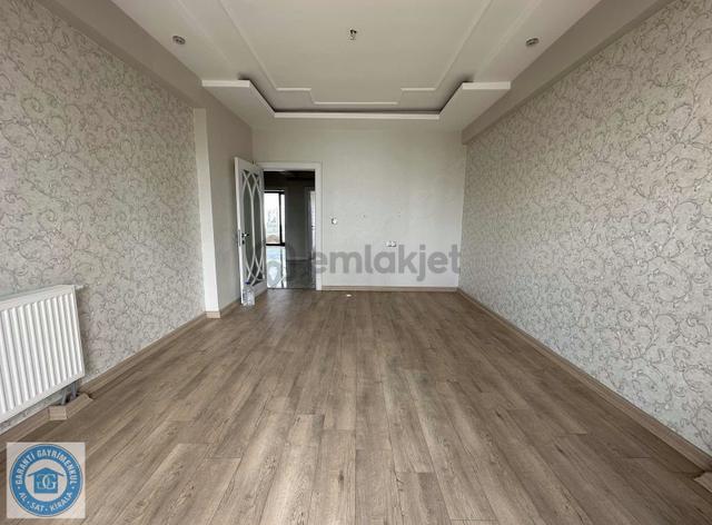 Tekel Arka Tarafında Kiralık 4+1 Daire 3