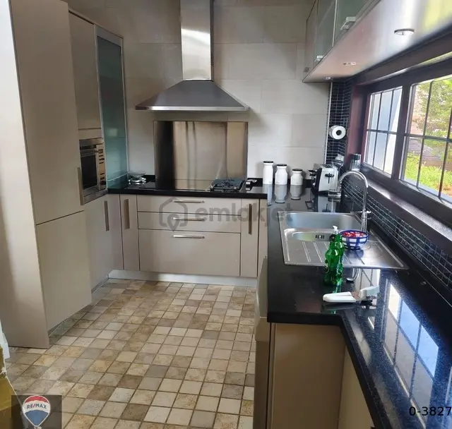 Kuşadası,hasan Vardar Vıllaları'nda,lüks,deniz Manzaralı Villa 5