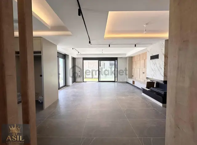 Altınkale'de Muhteşem Donanımlı Sauna Havuz Akıllı Ev Sistemi 2