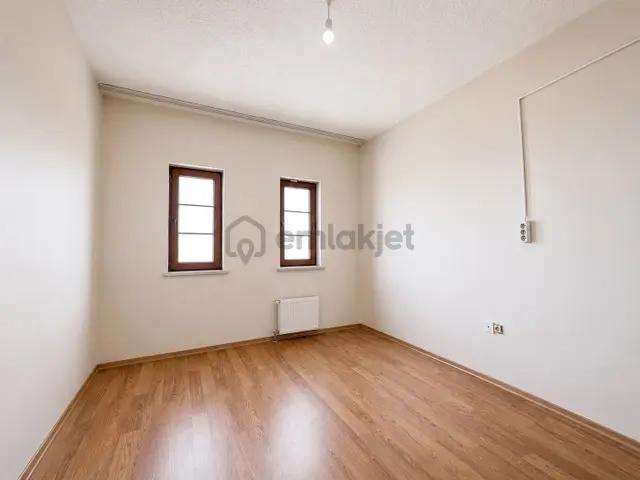 Merkez Beydağı Toki'de Satılık 3+1 Ara Kat Daire 2