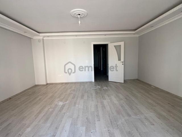 Kirazlı'da Metroya Yakın Kiralık 2+1 Kiralık Daire 2