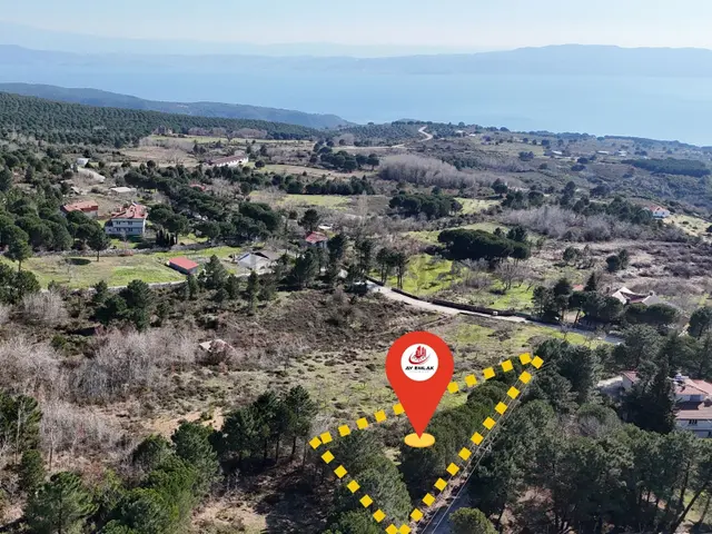 Ay Emlak'tan Armutlu Mecidiyeköy De İmarlı 675 M2 Arsa