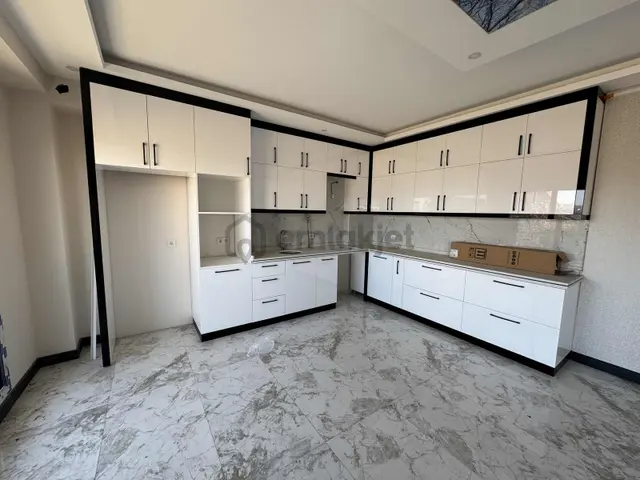 Bahçelievler Mah. Sıfır 4+1 Lüks Ebeveyn Banyolu Dubleks Villa 1