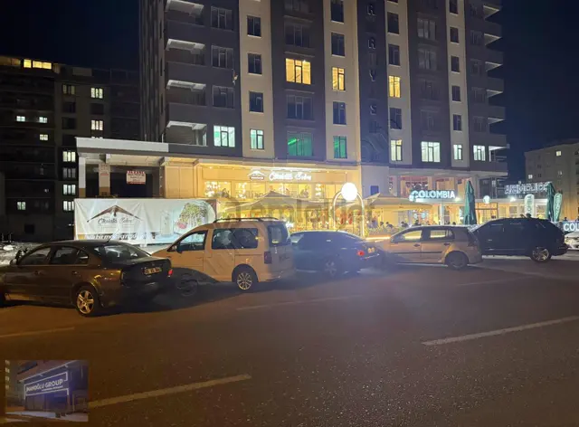 Urfanın En Prestijli Caddesinde Satılık Asma Katlı Dükkan