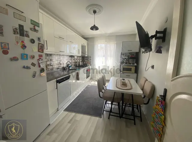 Gemlik Merkezde Kısmi Deniz Manzaralı 3+1 Fırsat Daire 4