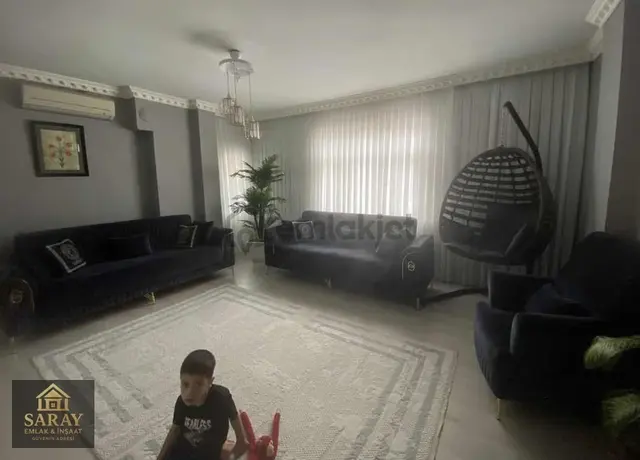 Satılık Tek Kat Üzeri 120 M2 4 Odalı Masrafsız 3 Kat Daire