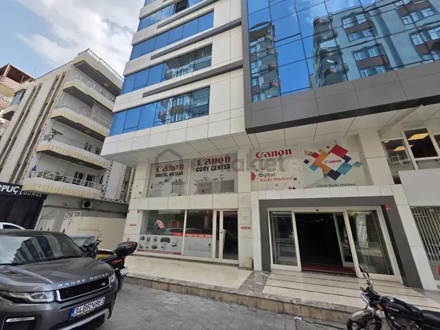 Evbul'dan Diyarbakır Caddesi Safir Plaza Altında Satılık Dükkan 1
