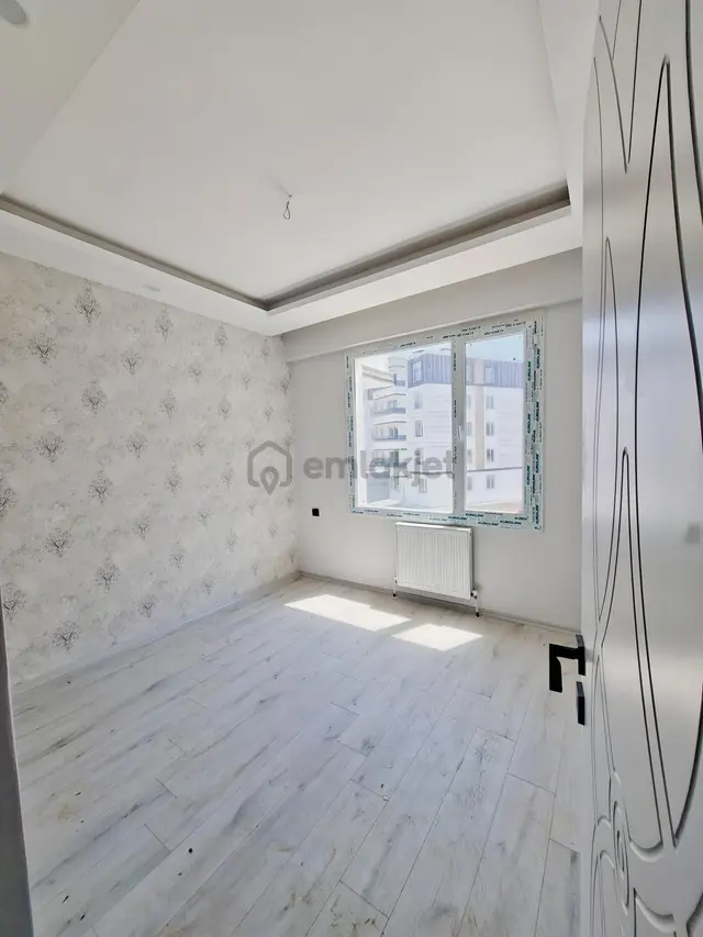 Zümrütkent'te Güvenlikli Sitede Kiralık Daire 5