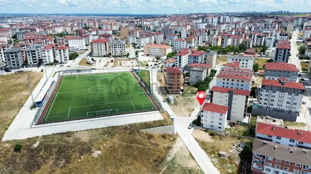 Satılık-6-kat-imarlı-453'm2-arsa-üzerinde-4 Katlı-müstakil-bina