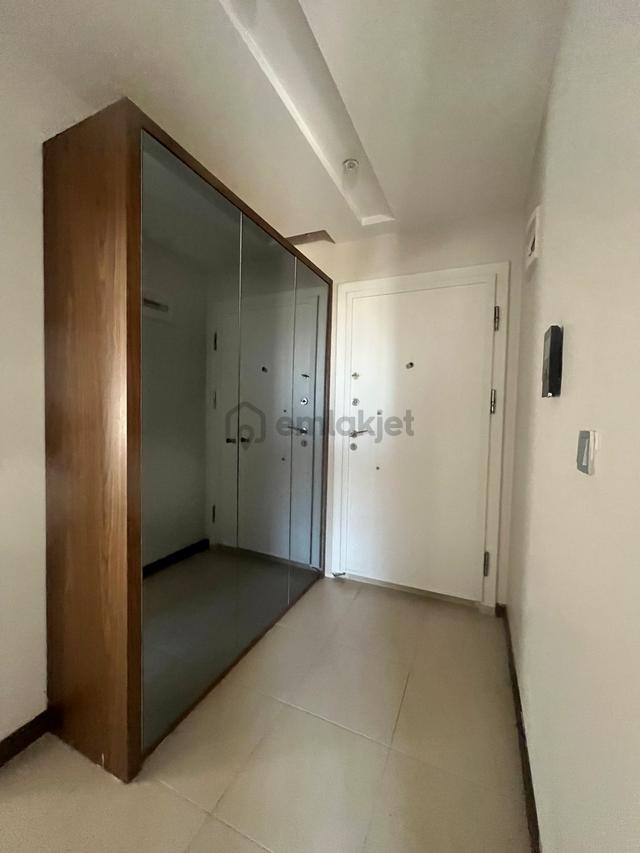 Gürselpaşa'da/2+1/ultra Lüks/havuz/güvenlik/g.odalı/ç.banyolu/kombi/cam Balkon/iskanlı/satılık/daire 2