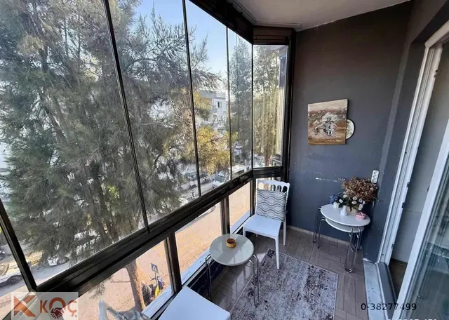 Kadınlar Denizinde Eşyalı Satılık 1+1 Daire 3