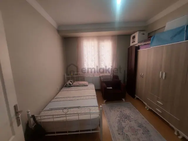 Kampüs Giriş Kapısı Karşısı Emsallerinden Geniş Eşyalı 1+1 Daire 2