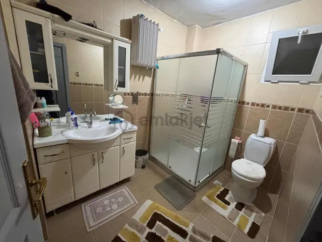 İvedik Cadde Üzeri Bağımsız Salon Asansörlü Yapılı Fırsat Daire 5
