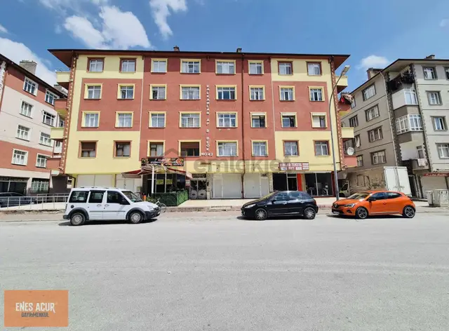 Enes Acur'danı Işıklar Mahallesi 3+1 Eşyalı Kiralık Daire 3