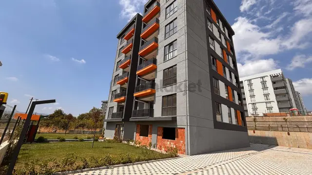 Yeni Gelişen Kızılcıklı Mahallesinde 3+1 Kombili Sıfır Daire 1