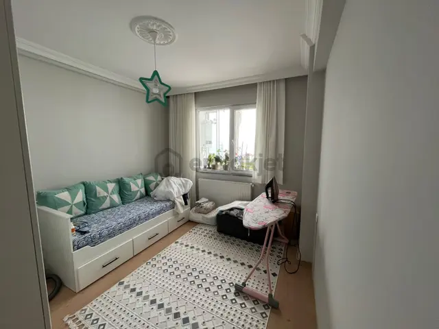 Güleryüz Emlak'tan Satılık 3+1 Daire __ayrı Mutfaklı_site İçinde 3