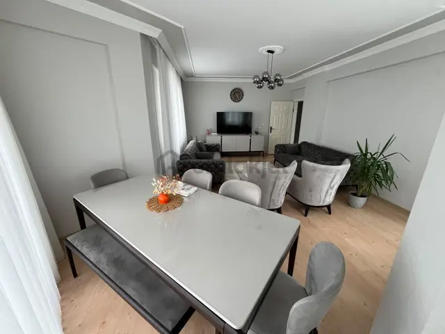 Güleryüz Emlak'tan Satılık 3+1 Daire __ayrı Mutfaklı_site İçinde 5