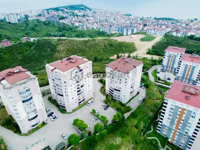 Güleryüz Emlak'tan Satılık 3+1 Daire __ayrı Mutfaklı_site İçinde 4