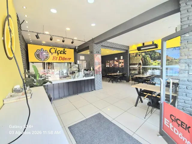 Hak Emlak'tan Şehrin Kalbinde Devren Kiralık Restoran / Lokanta 4